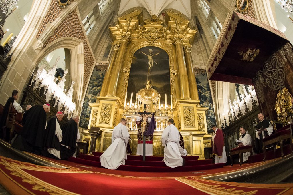 Wielki Piatek w katedrze wawelskiej
