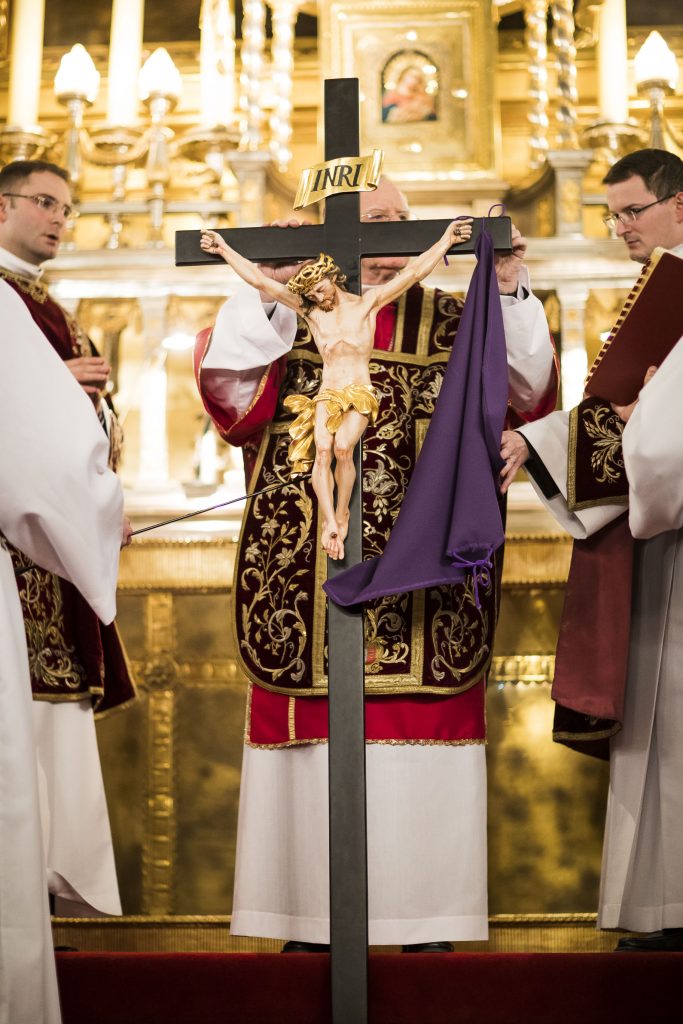 Wielki Piatek w katedrze wawelskiej