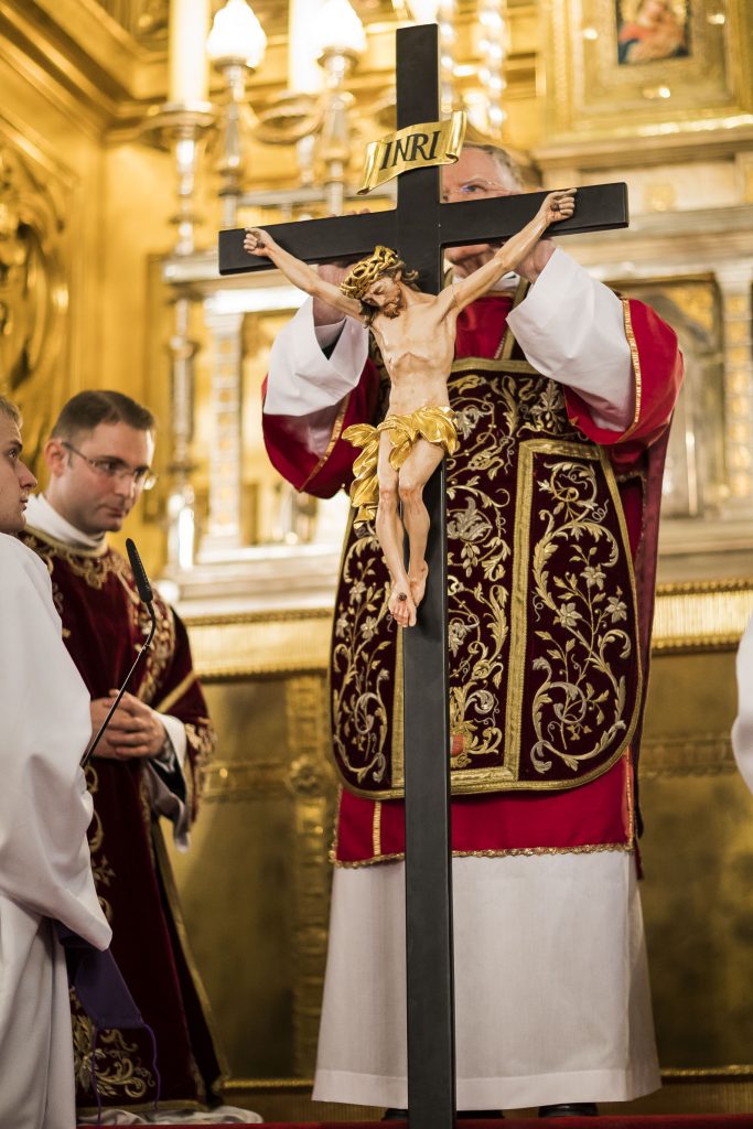 Wielki Piatek w katedrze wawelskiej