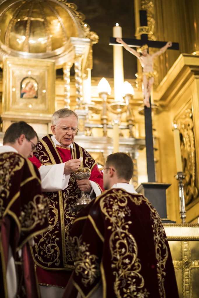 Wielki Piatek w katedrze wawelskiej