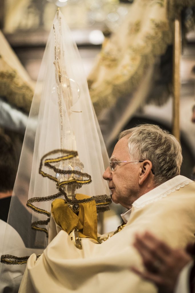 Wielki Piatek w katedrze wawelskiej