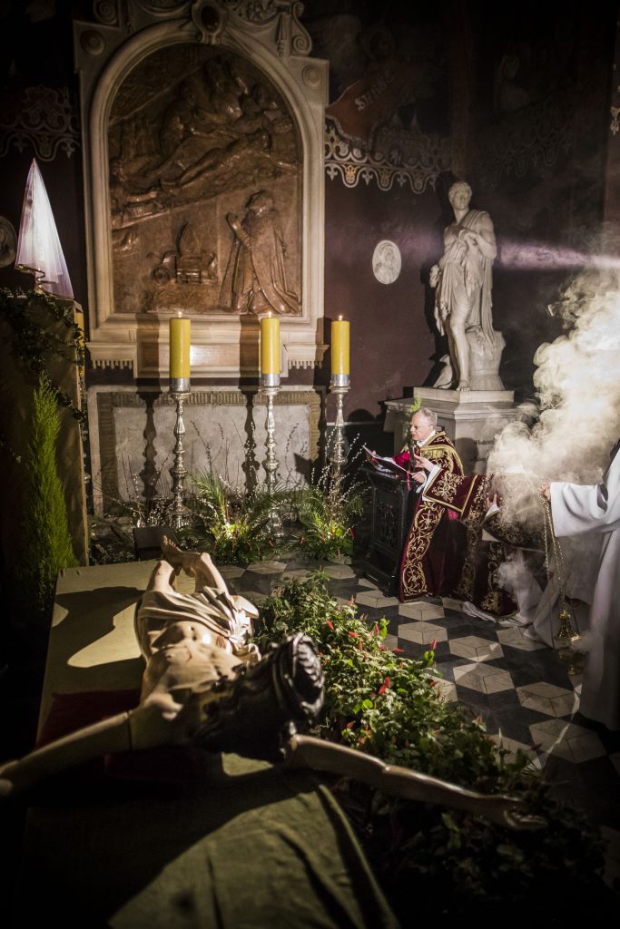 Wielki Piatek w katedrze wawelskiej