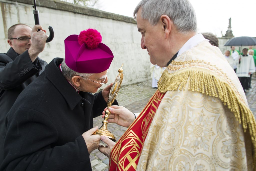 jędraszewski kraków emaus