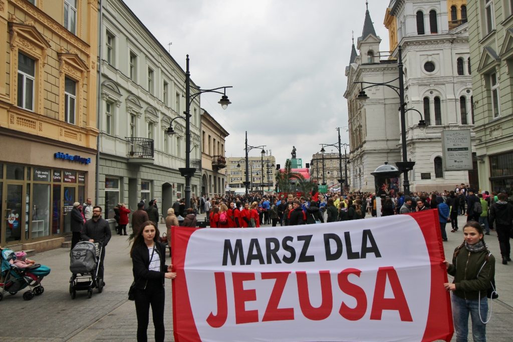 młodzi marsz dla jezusa