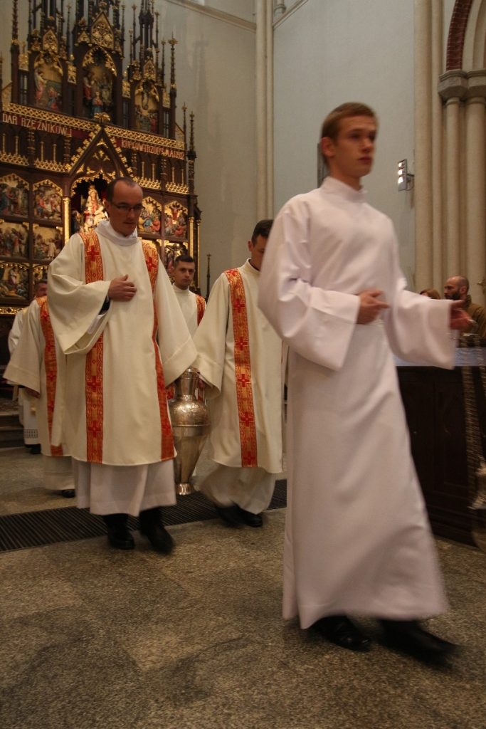 łódź msza krzyżma wielki czwartek