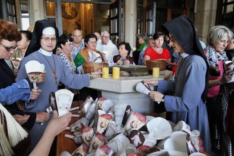 Nabożeństwo ku czci św. Jana Pawła II 4