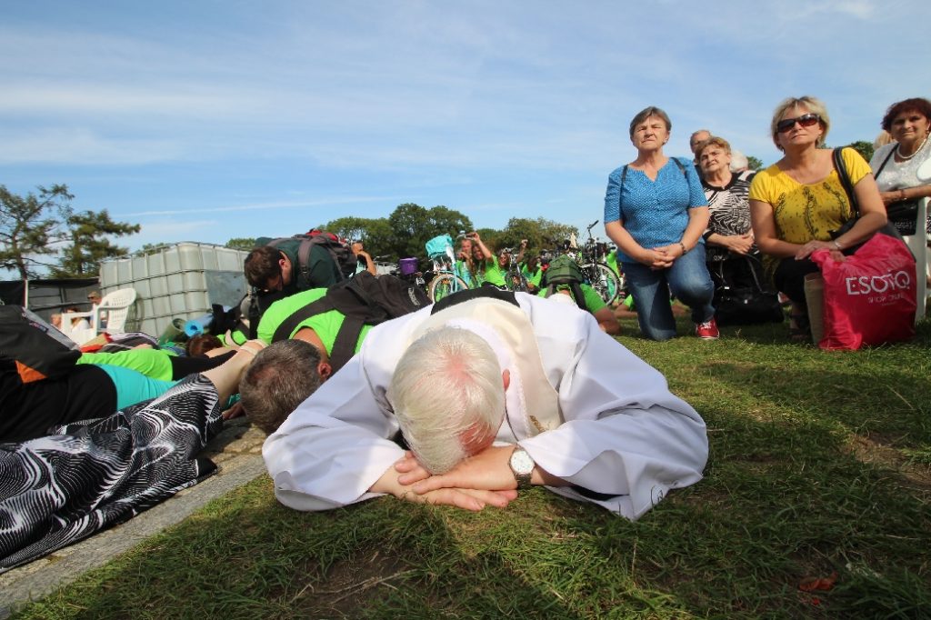 pielgrzymi modlitwa jasna góra