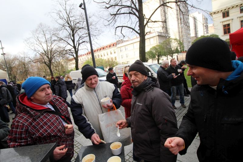 I światowy dzień Ubogich w Łodzi
