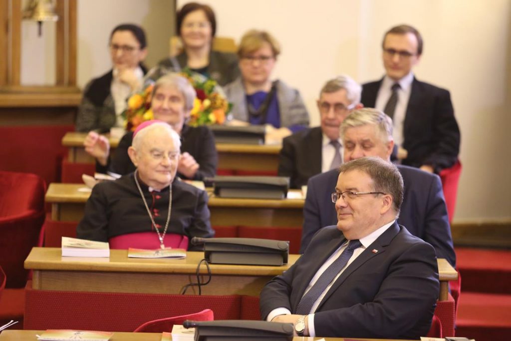 Abp Henryk Hoser i minister Andrzej Dera