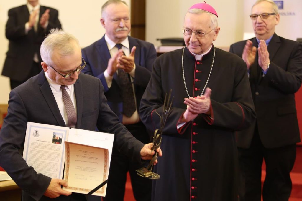 Abp Stanisław Gądecki i Jacek Hilszczański