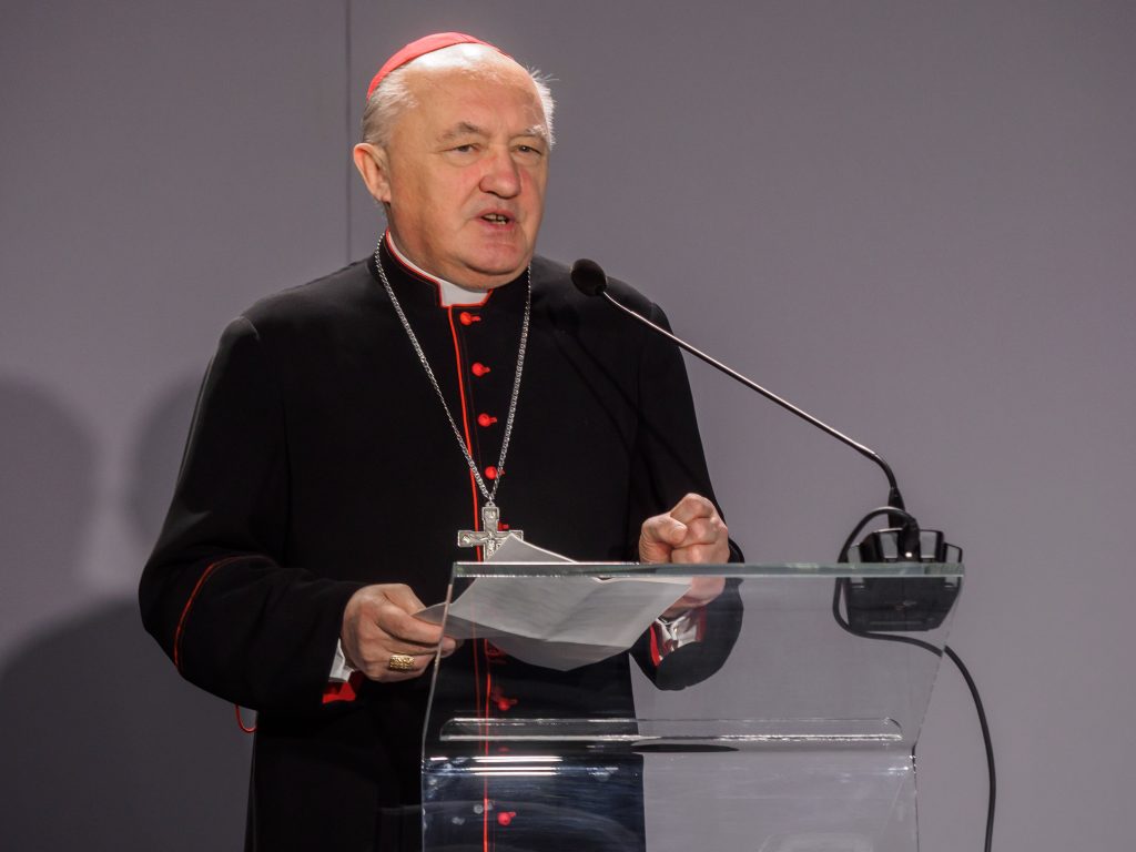 Polonia-Restituta-Warszawa-UKSW-kard-Kaziemierz-Nycz.