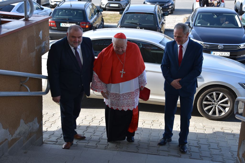 Kard. Dziwisz w szpitalu w Nowym Targu