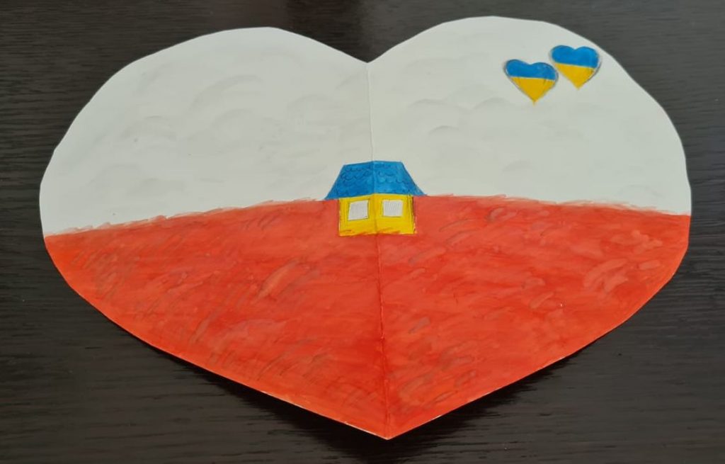 domek w barwach Ukrainy